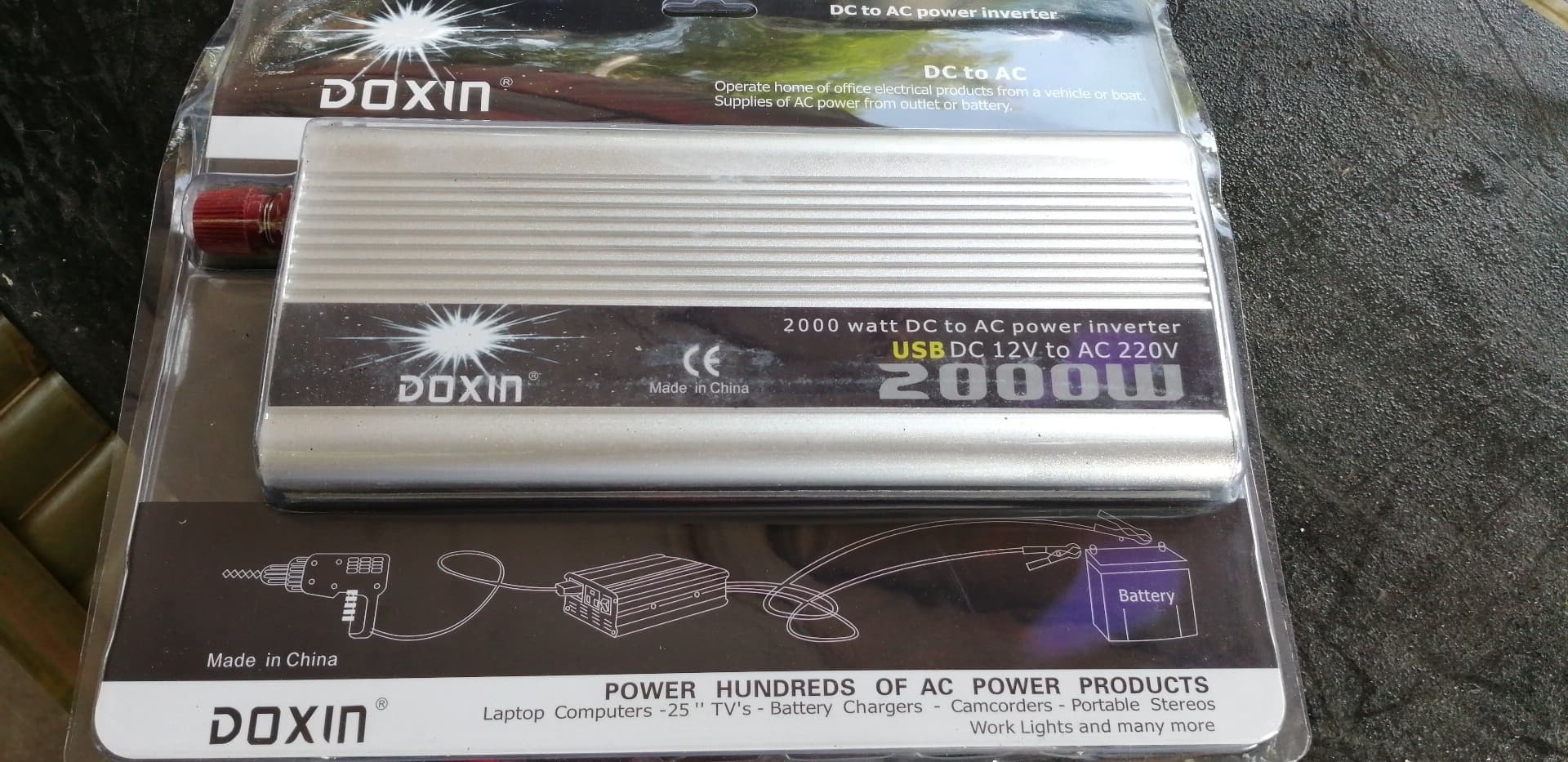อินเวอร์เตอร์แปลงไฟ 12V เป็น 220V ขนาด 2,000W *รุ่นนี้ไฟเต็ม