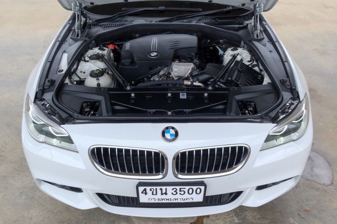 BMW 528i M Sport Lci ปี 2015