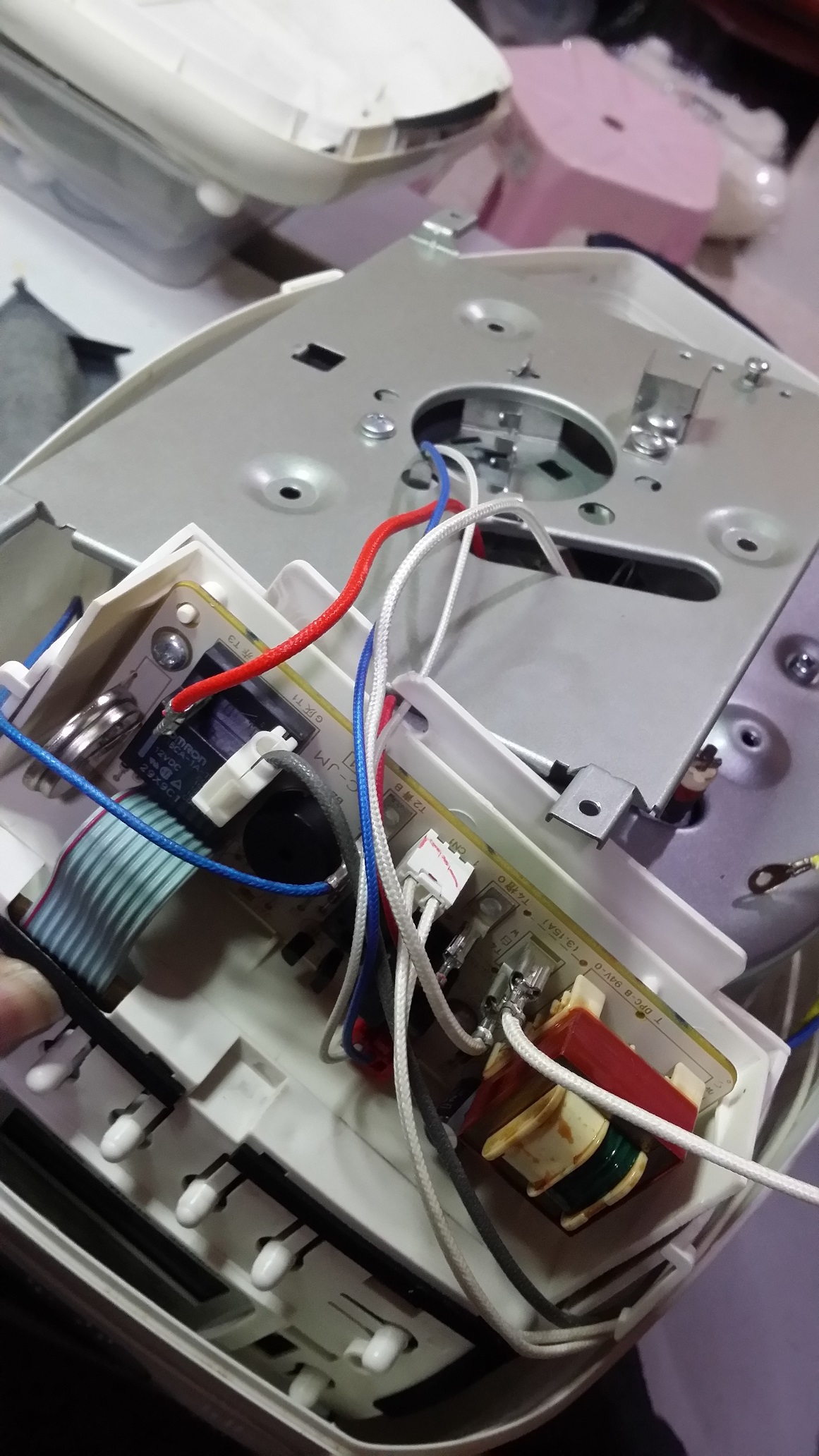 ซ่อมหม้อหุงข้าว ยี่ห้อ TOSHIBA รุ่น RC-10NMF(WT) อาการกดสั่งหุงข้าวไม่ได้