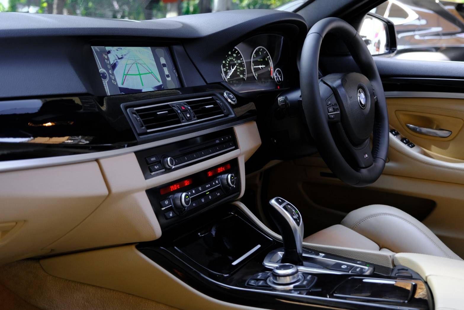 BMW 520d M-Sport Package ปี 2012