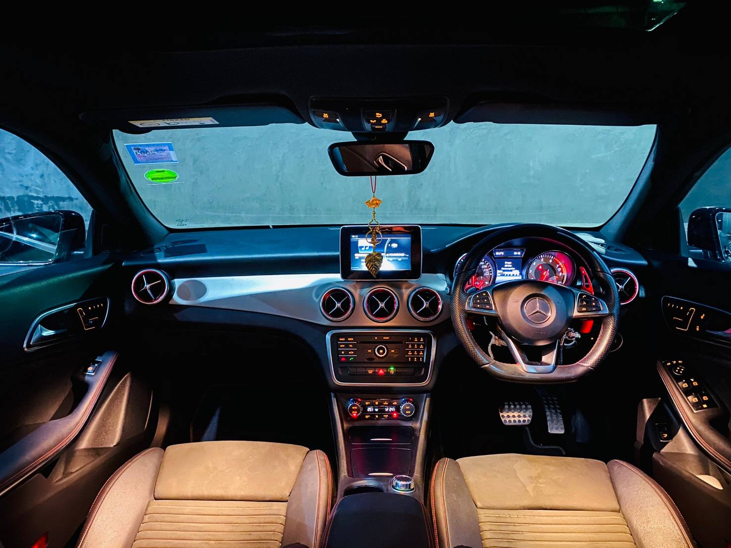 MERCEDES BENZ CLA250 โฉม W117 ปี 2017