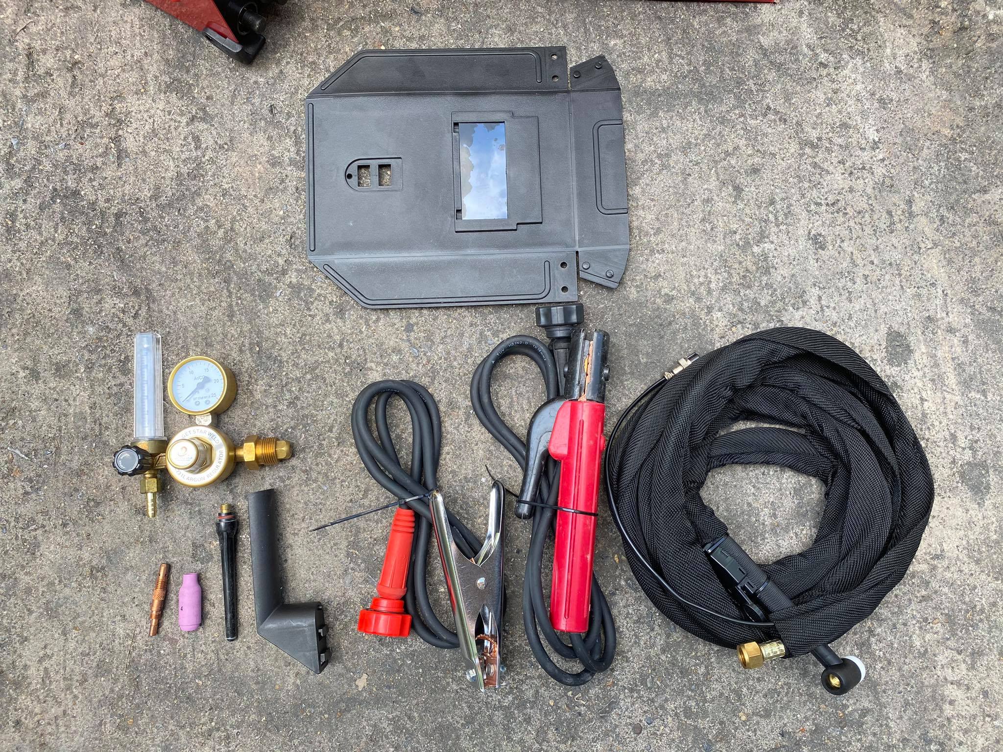 ตู้เชื่อมอาร์กอน TIG/MMA 2 ระบบ ETOP TIGs-300