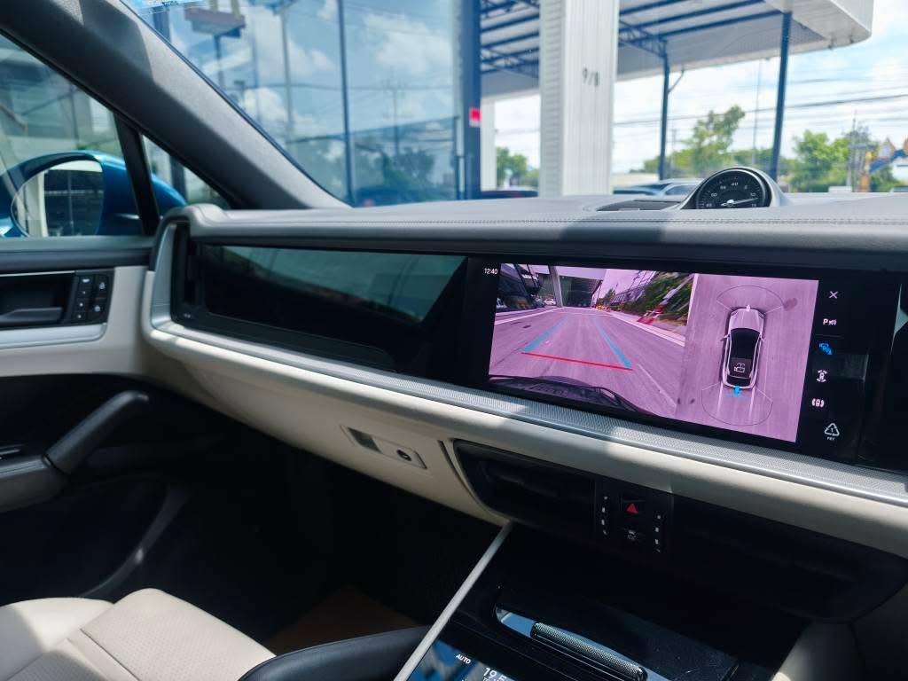 PORSCHE CAYENNE 3.0 HYBRID COUPE MOONLIGHT BLUE ปี 2025