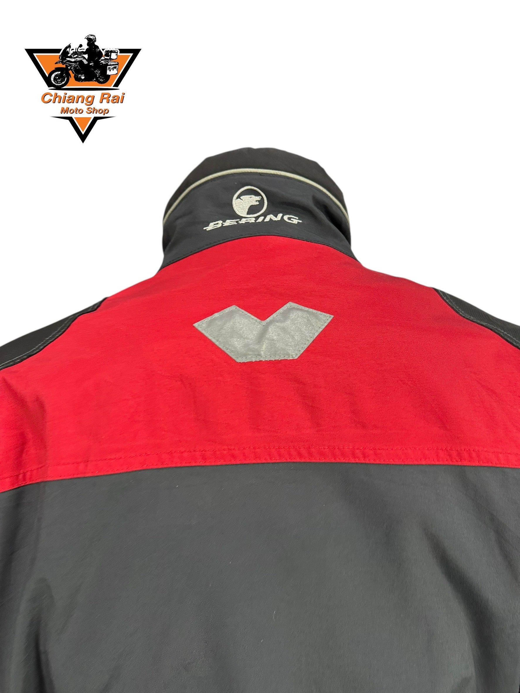 เสื้อขี่มอเตอร์ไซด์( มือสอง) CRSB 003 : อก 46" ยาว 26" (L) **BERING**