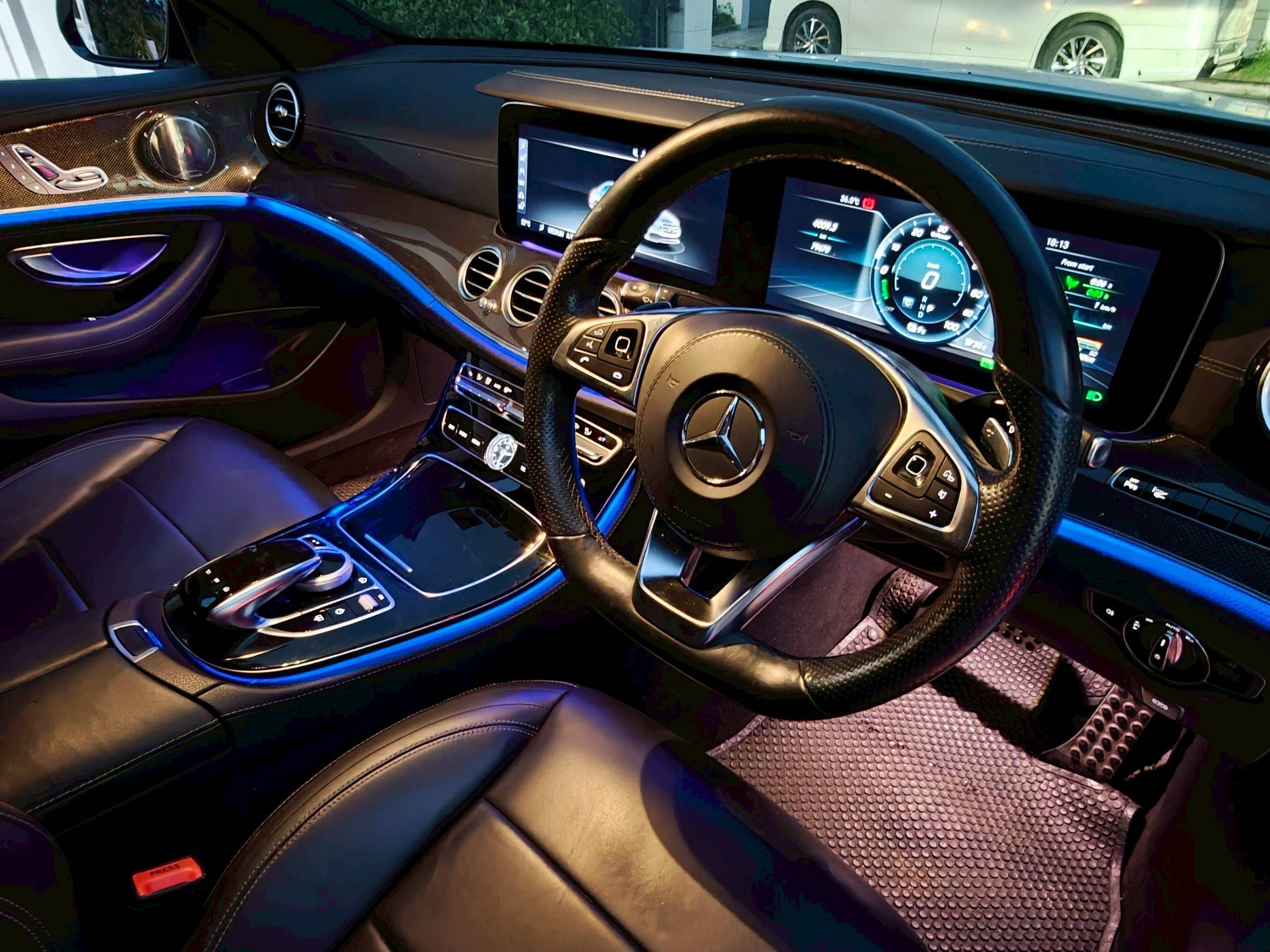 Benz E350e AMG Dynamic ปี 2017