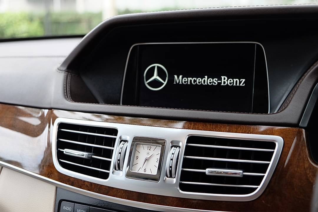Mercedes Benz E300 Bluetec hybrid ปี2016