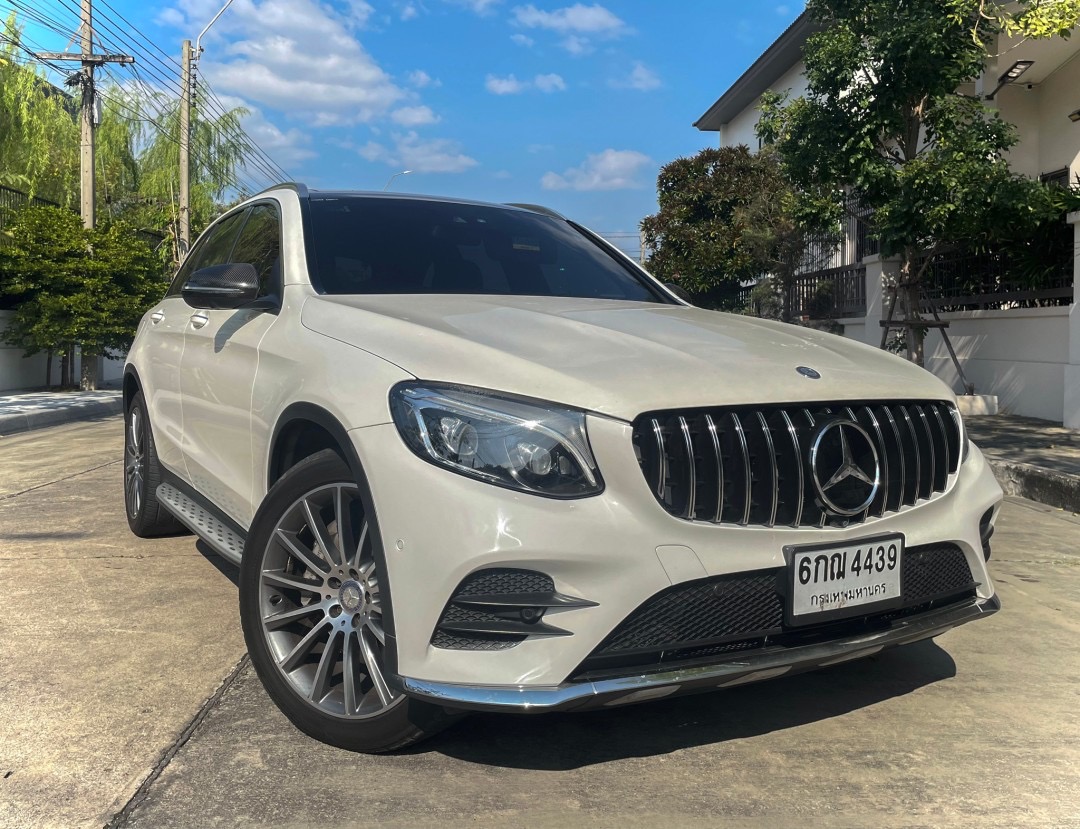 Mercedes-Benz GLC220d AMG 4matic ปี 2016