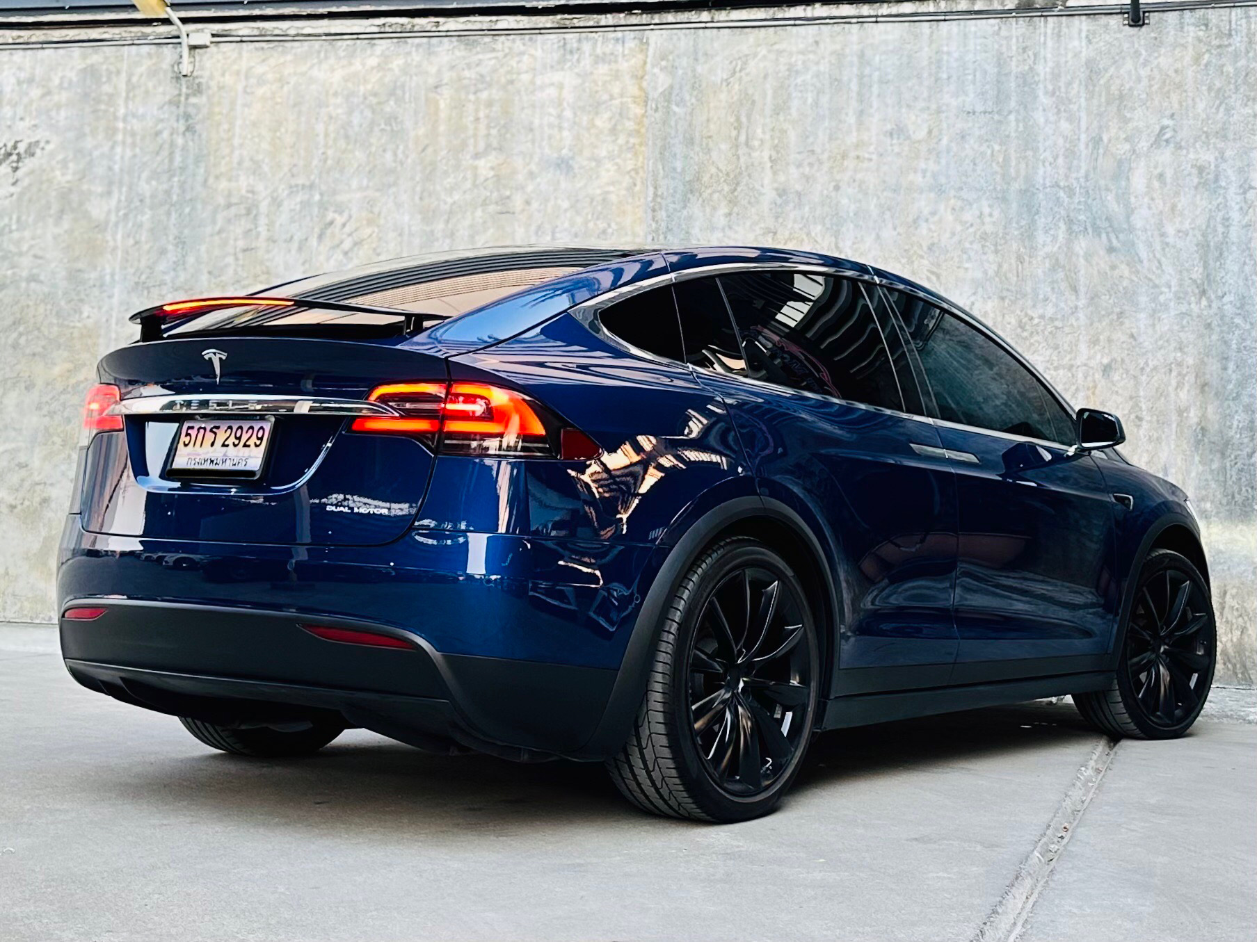 Tesla Model X Long Range AWD Dual Motor ปี 2020 (ขายดาวน์)