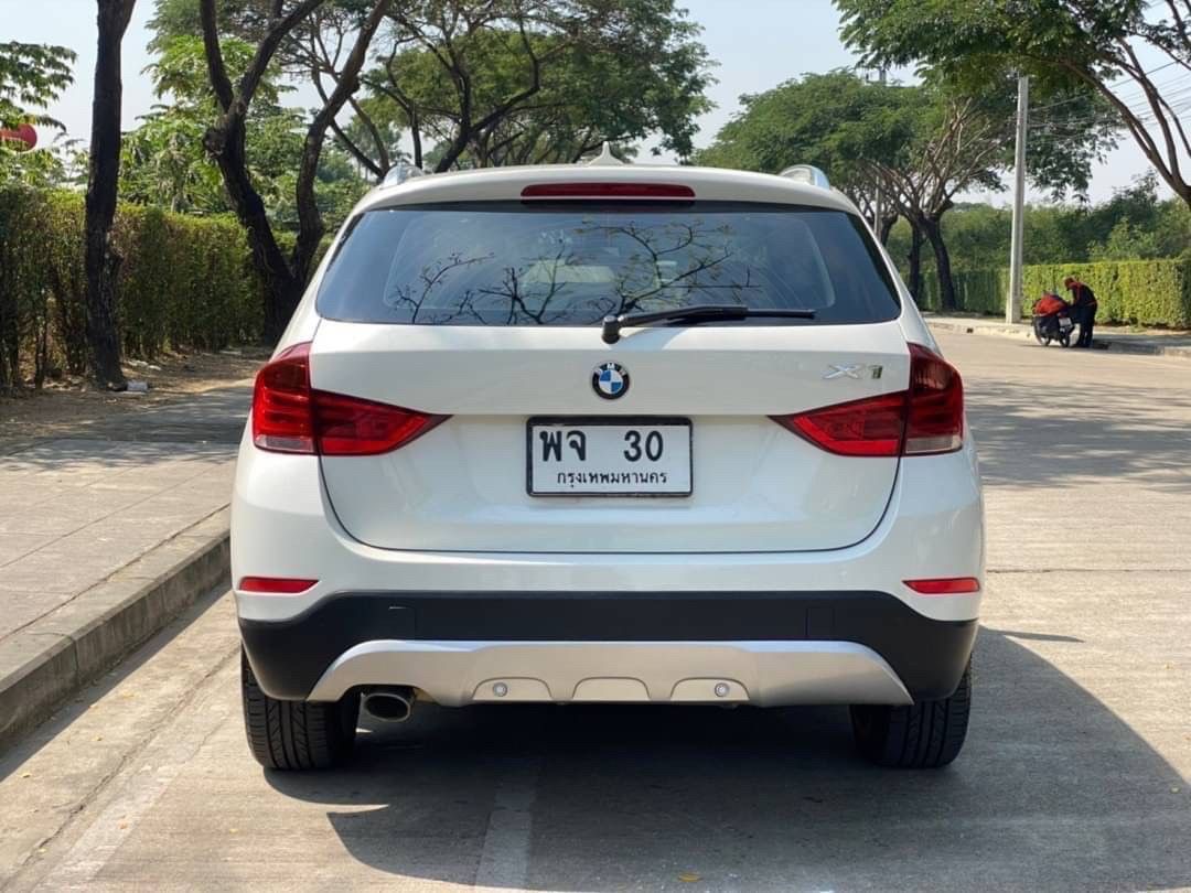 BMW X1(ดีเซล) sDRIVE 2.0D XLINE LCI สีขาว ปี 2014