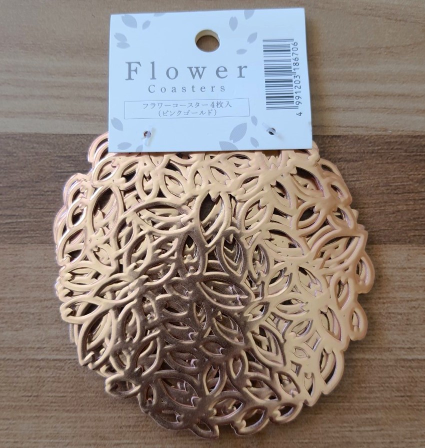 Flower coasters แผ่นรองแก้ว / ที่รองแก้ว 1 แพ๊ค มี 4 ชิ้น (ญี่ปุ่น)
