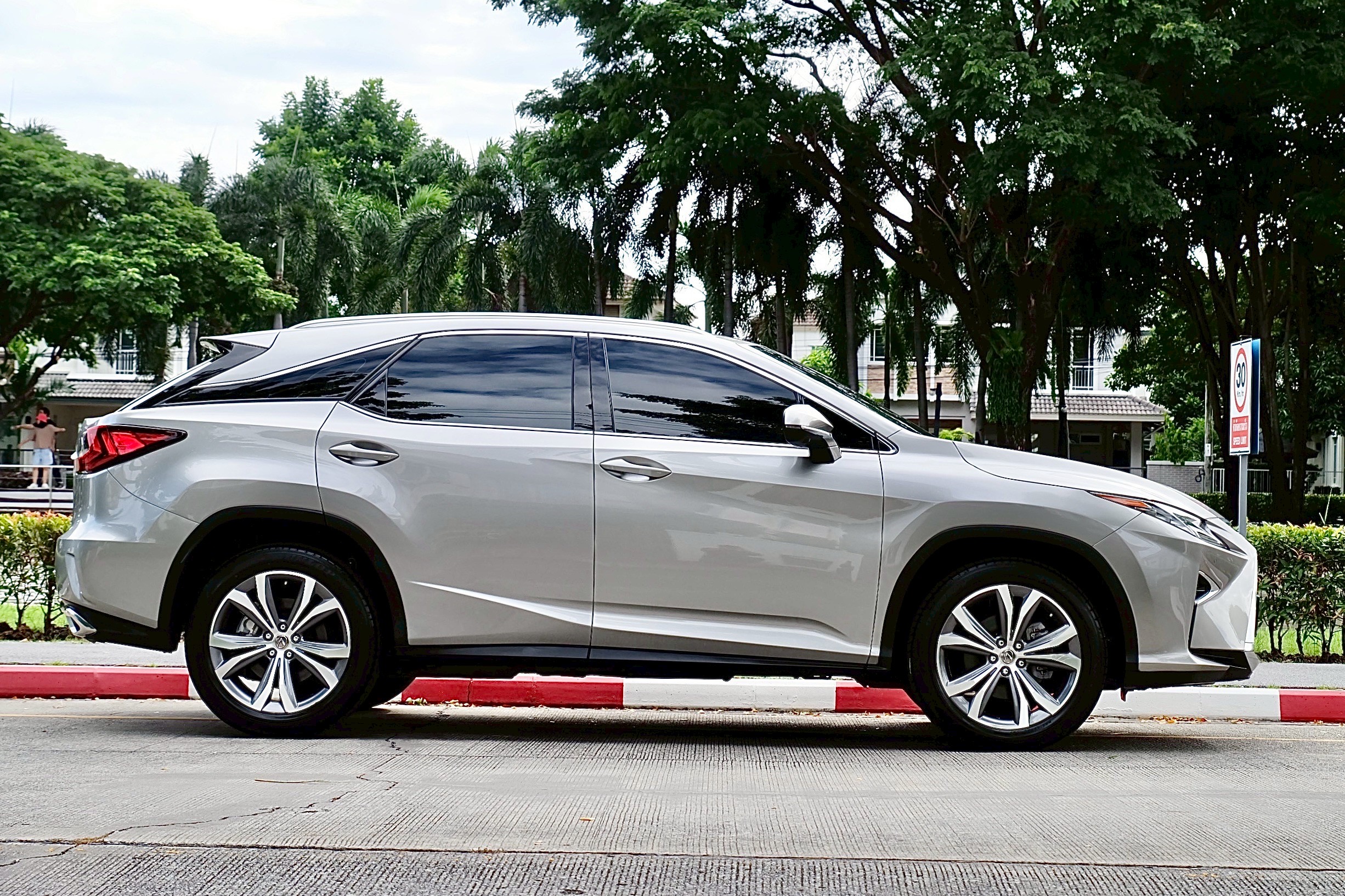Lexus RX200T 2.0 Turbo Premium ปี 2017