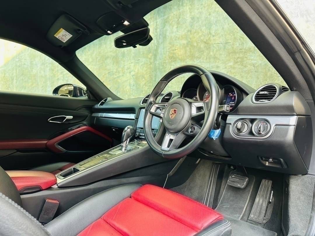 PORSCHE CAYMAN โฉม 718 ปี 2018