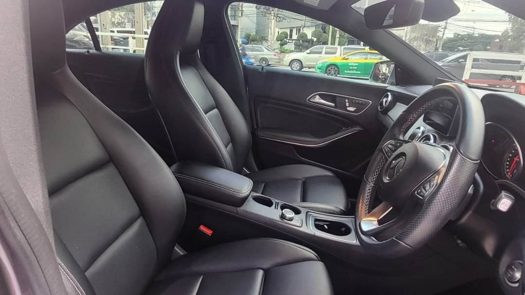 Mercedes Benz Cla200 ปี 2018