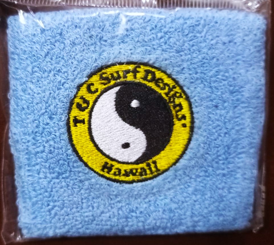 T&C Surf Designs Wrist Band ผ้ารัดข้อมือ ออกกําลังกาย ซับเหงื่อ ฟรีไซส์ ของแท้จากญี่ปุ่น Fashion Goods