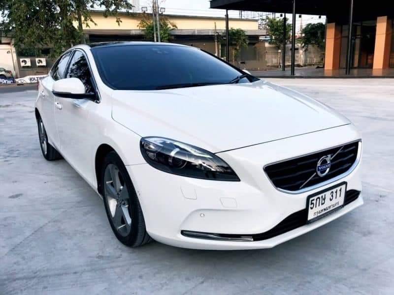 VOLVO V40 T5 ปี2015