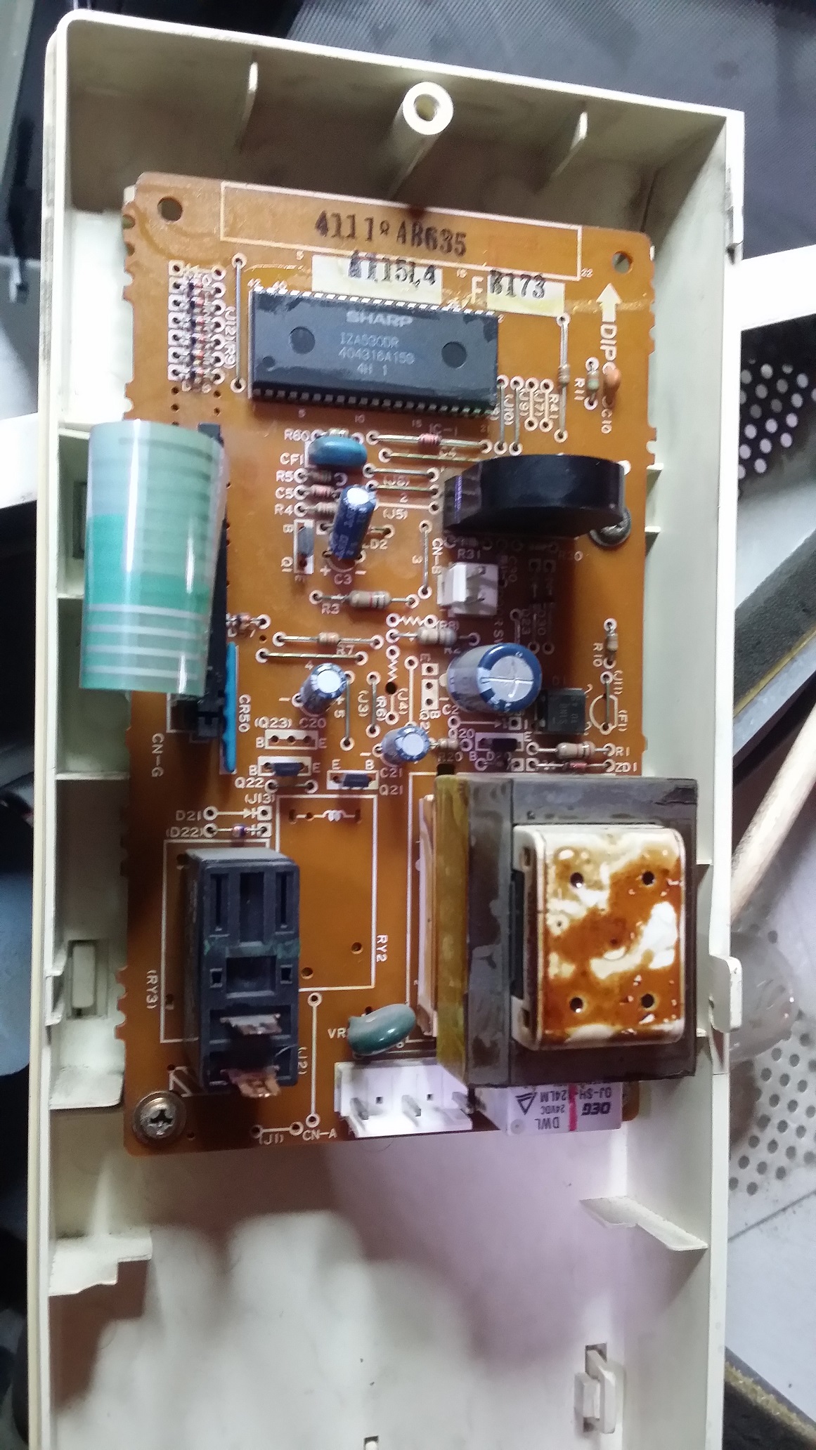 ซ่อมไมโครเวฟ ยี่ห้อ SHARP รุ่น R-3A65 อาการไฟไม่เข้าเครื่อง