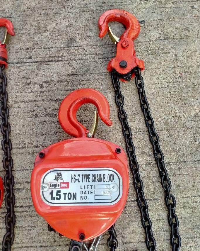 รอกโซ่ ใช้งานหนัก ยี่ห้อ Eagle one (แบบใช้มือดึง-สาว) แบบเหลี่ยม มี 2 ขนาดให้เลือก งานญี่ปุ่น