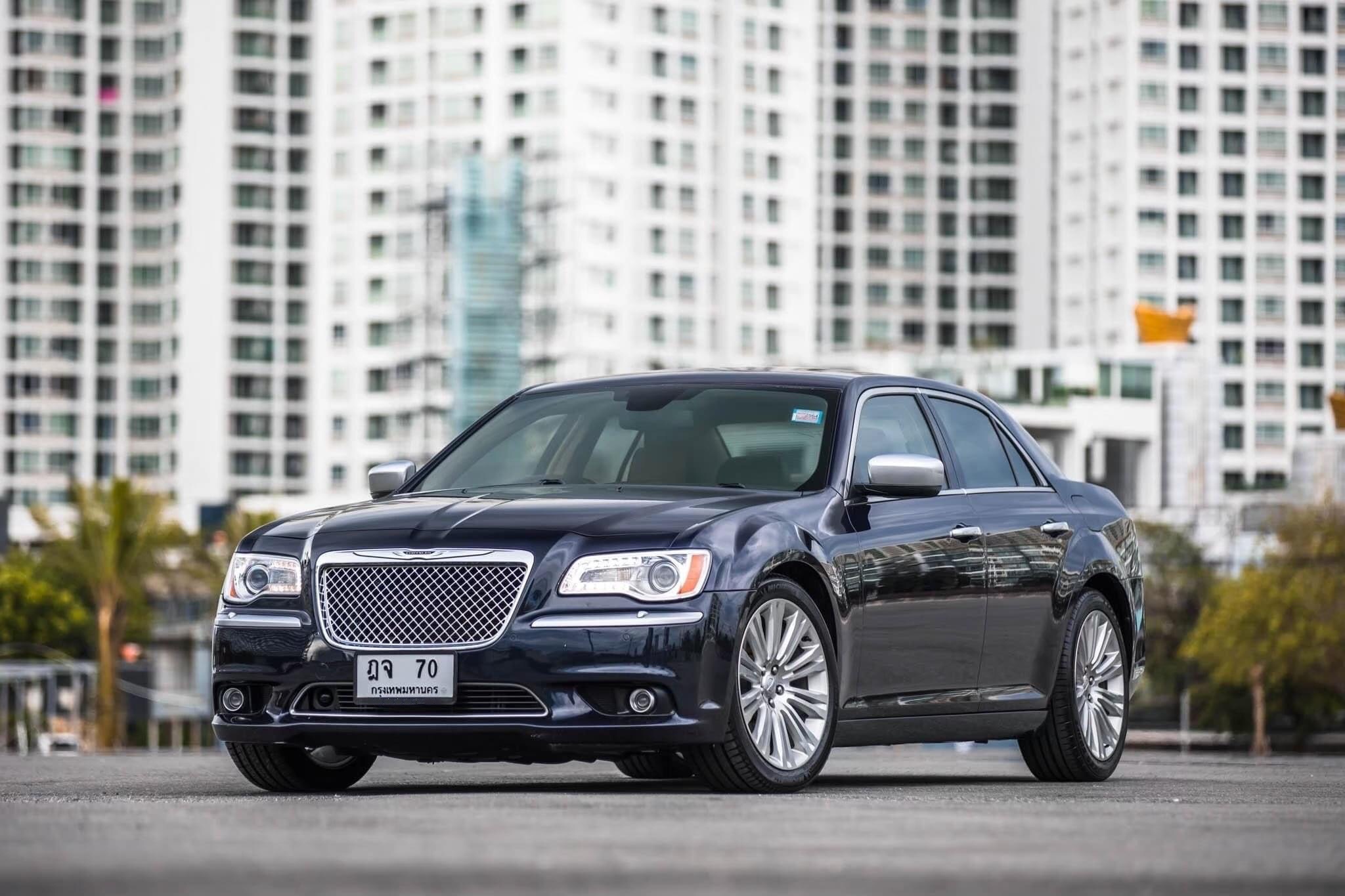 Chrysler 300C Diesel CRD ปี 2013