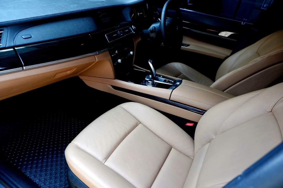 BMW 730Ld ปี 2011