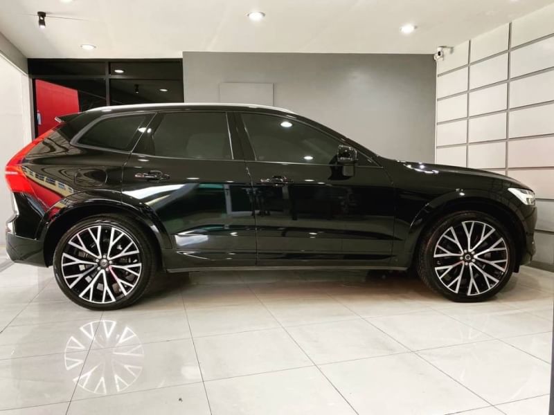 Volvo XC60 2.0 Turbo 4WD T8 Momentum Plugin Hybrid ปี 2018