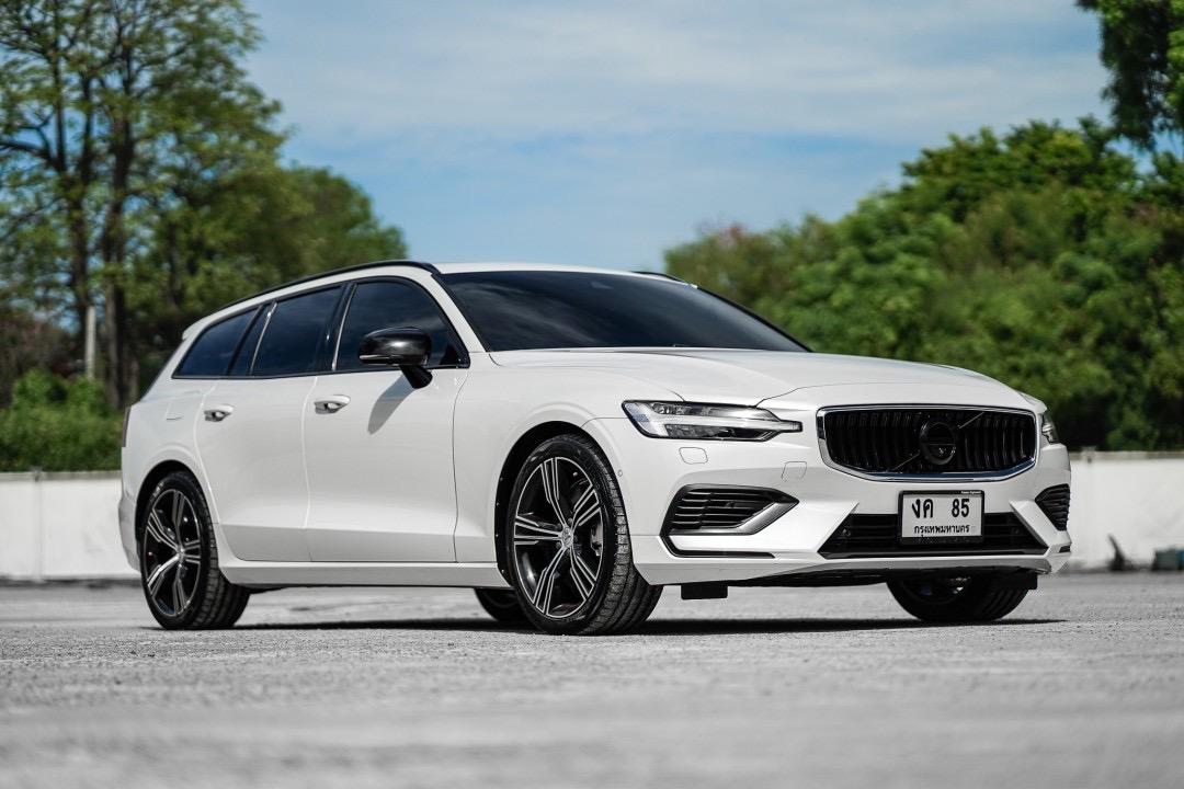 Volvo V60 T8 Inscription AWD Recharge ปี 2021