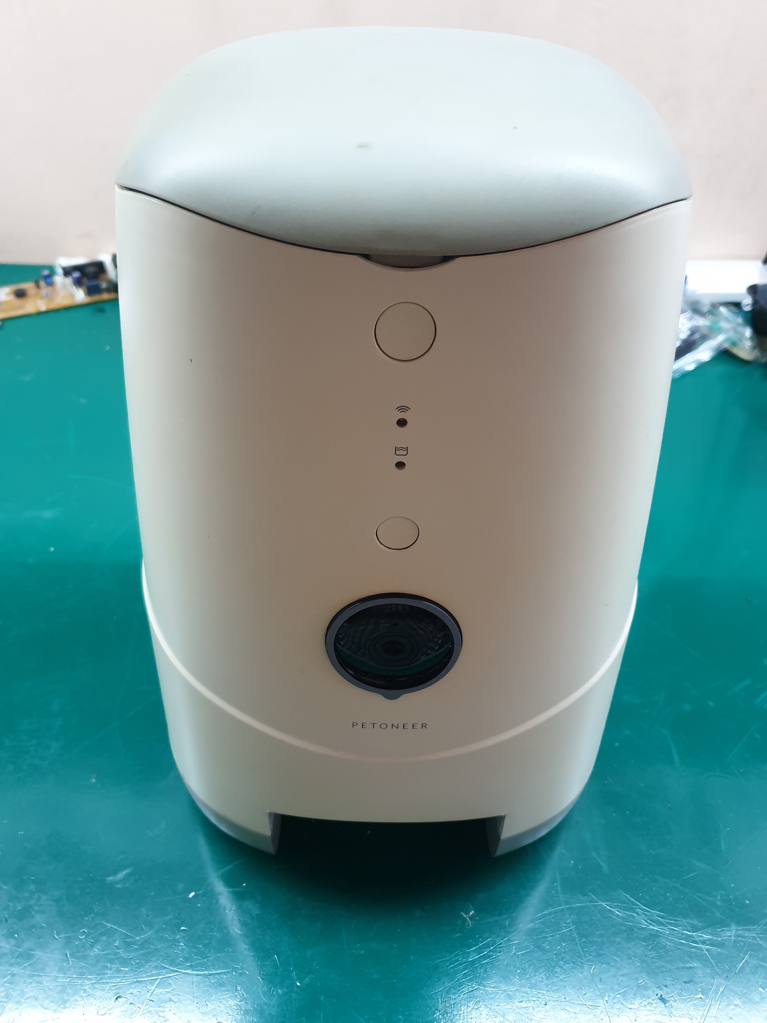 ซ่อมเครื่องให้อาหารสัตว์เเบบมีกล้อง ยี่ห้อ Nutri Vision รุ่น FDW020 อาการเครื่องไม่ทำงาน