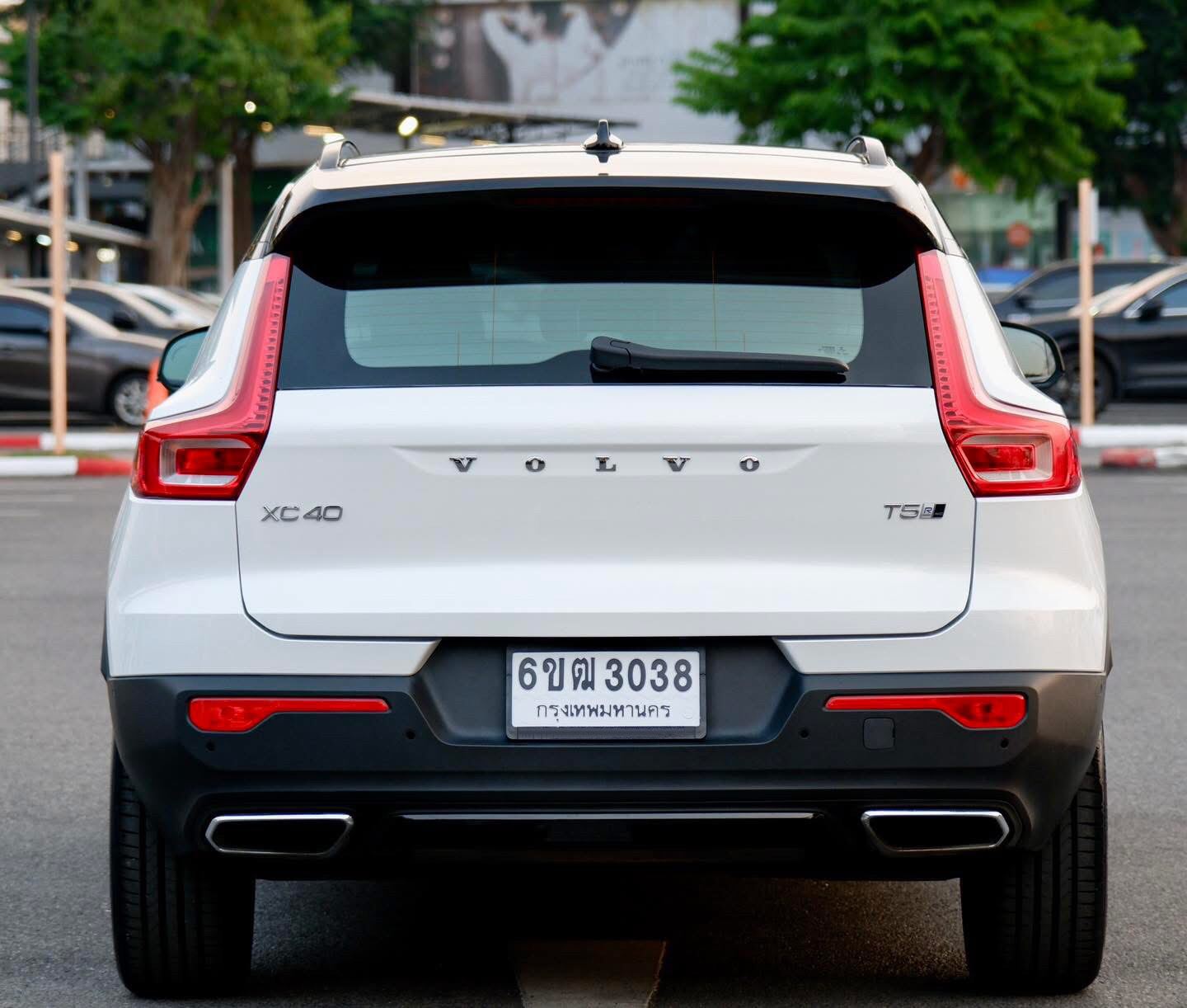 Volvo XC40 T5 R-Design AWD ปี 2019