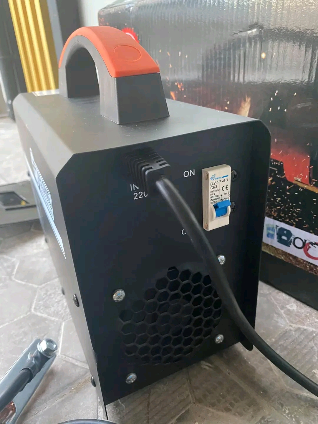 ตู้เชื่อม AP 650 MMA รุ่น 3 ปุ่มปรับ สายเชื่อม 10 เมตร