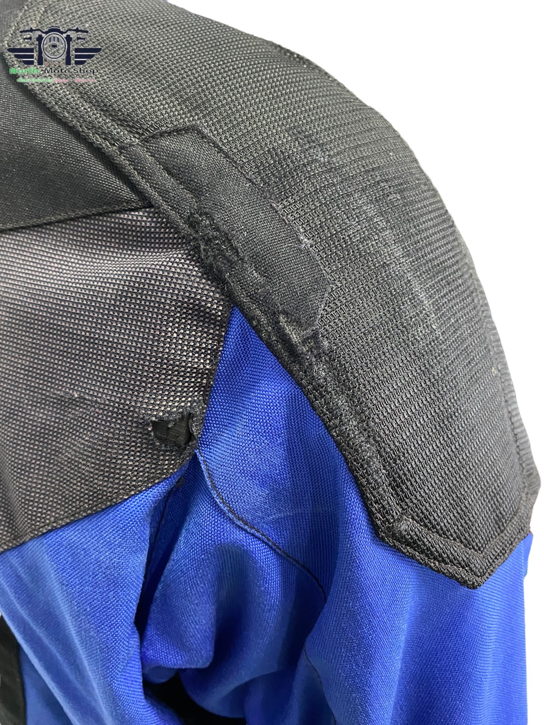 เสื้อขี่มอเตอร์ไซด์( มือสอง) RCTA 321 อก 48 " ยาว 27 " ยี่ห้อ**ixs**