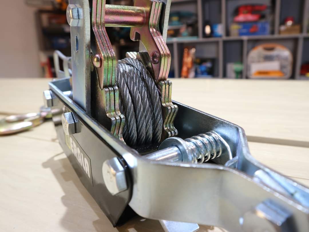 รอกสลิง มือโยก มี 2ขนาด 2ตัน 4ตัน สลิงยาว 3 เมตร