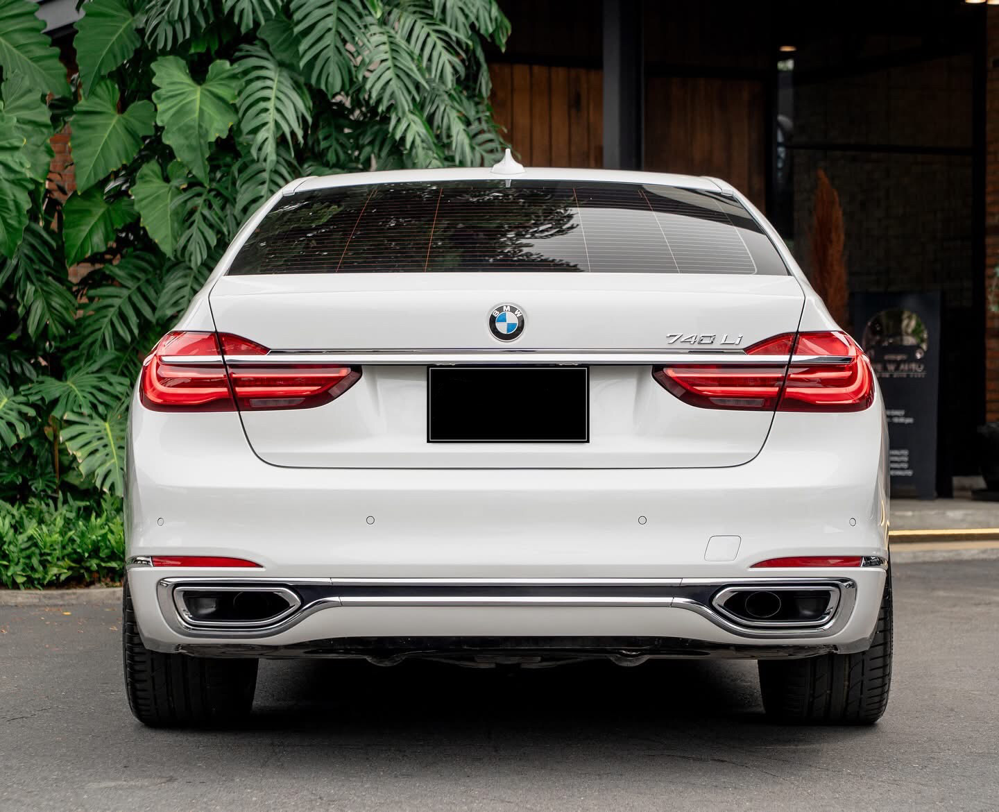 BMW 740Li Pure Excellence ปี 2017