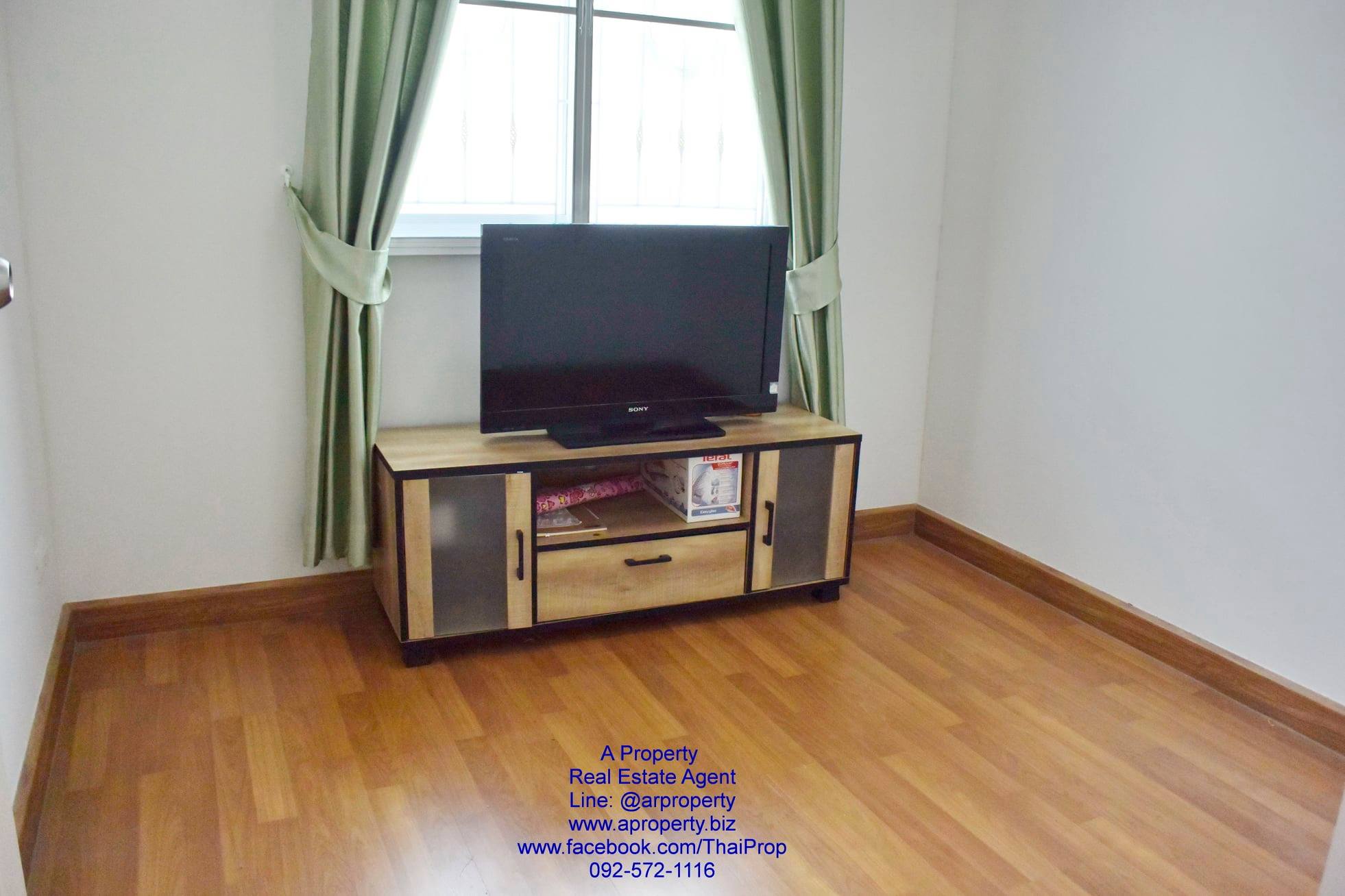ขายทาวน์ เฮ้าส์ หลังริม ติดสวน รังสิต-คลอง2