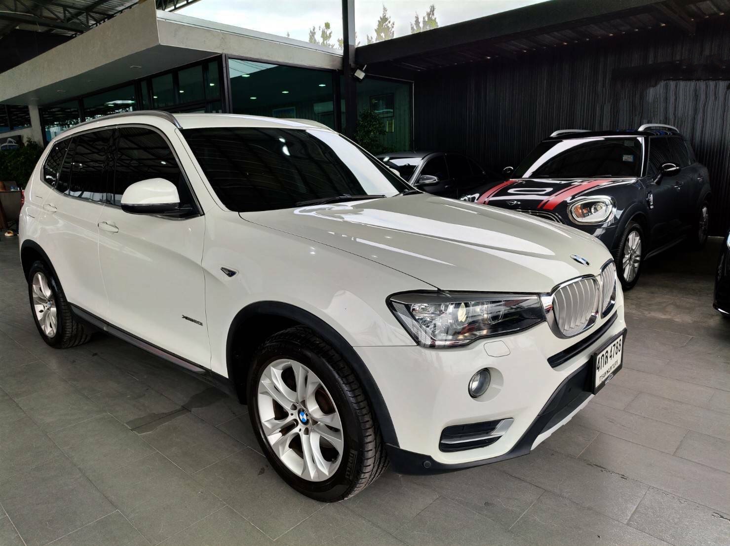 BMW X3 2.0i สีขาว ปี 2015