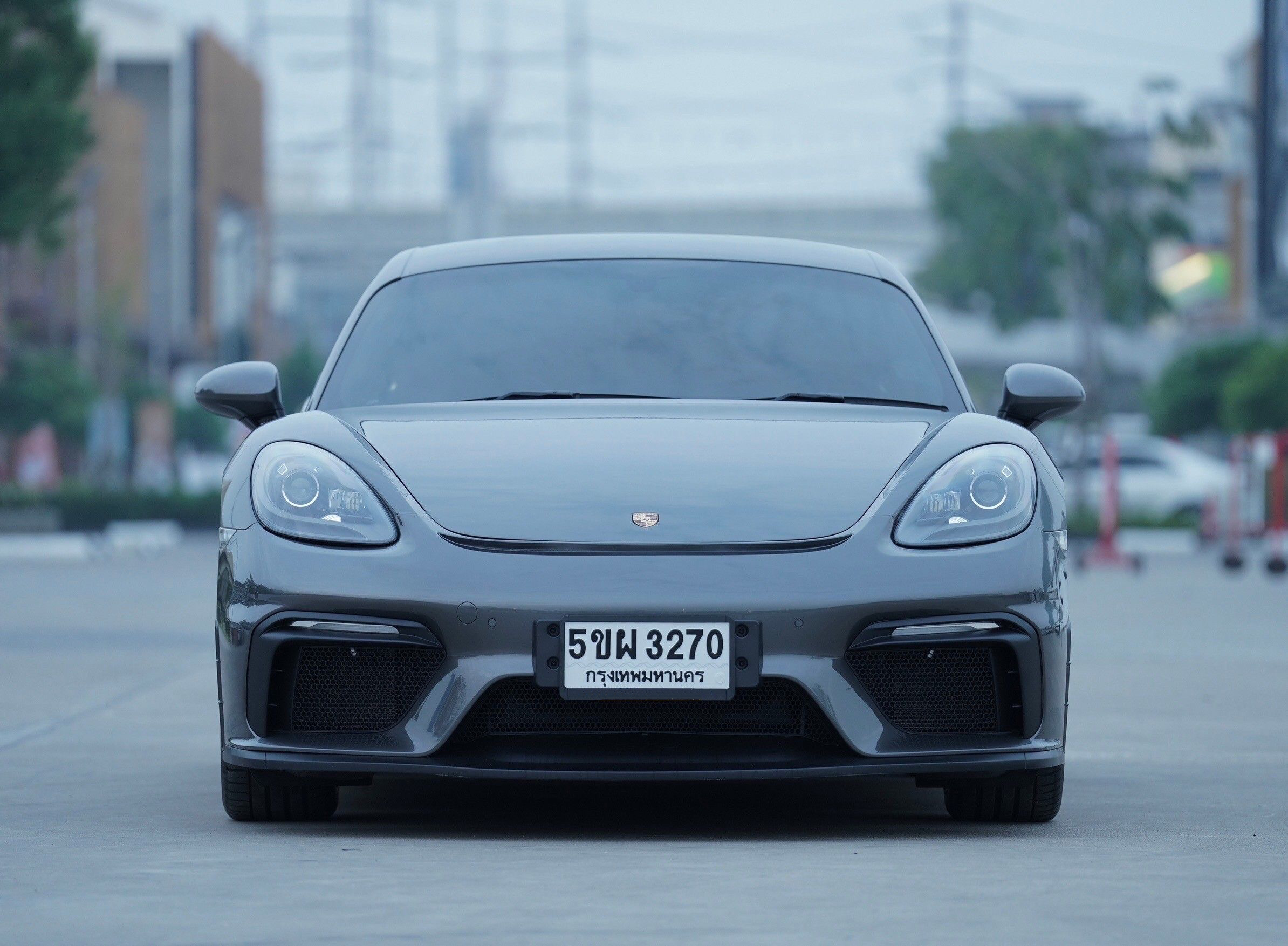 Porsche 718 cayman GT4 ปี 2019