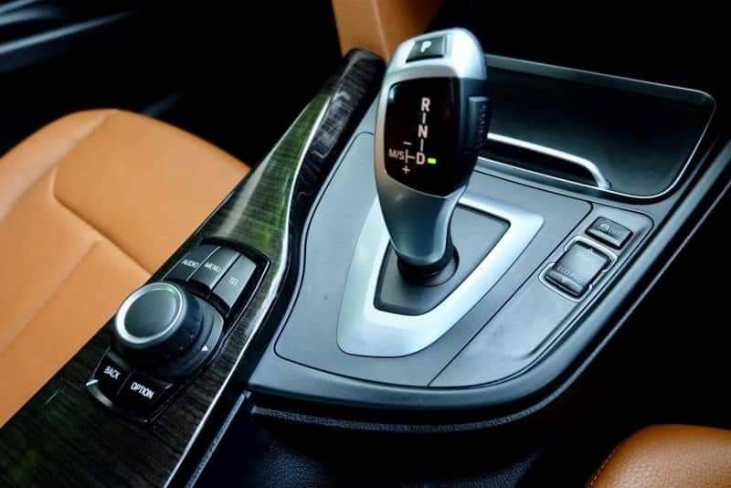 BMW F30 320D LCI ปี 2017