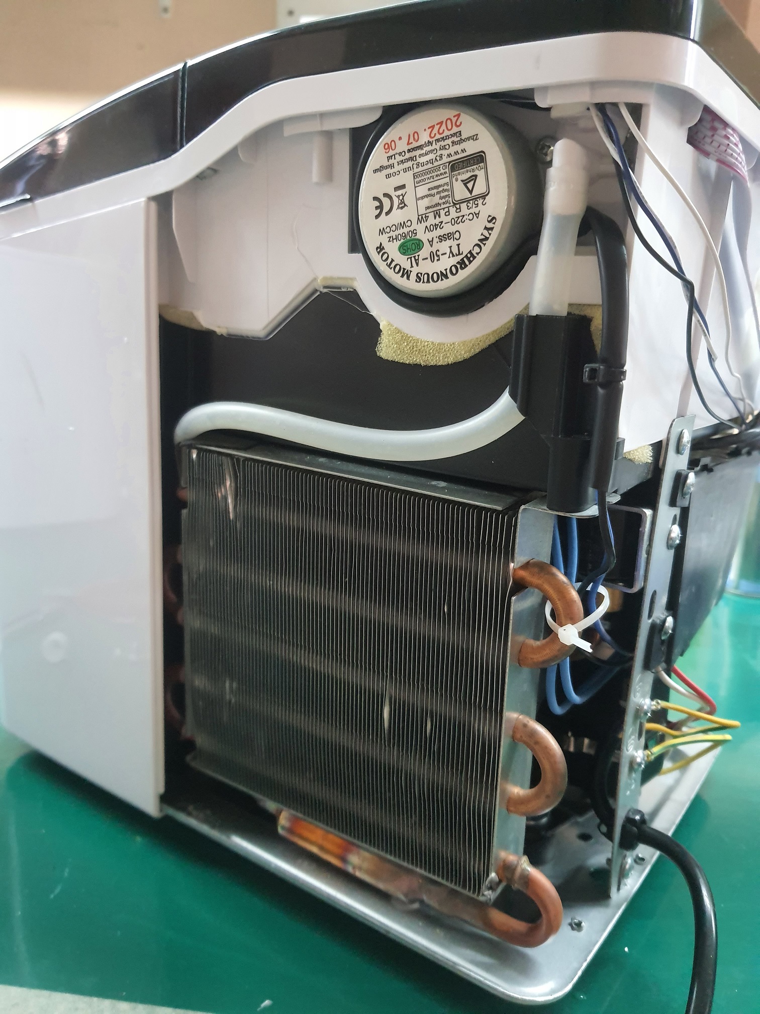 ซ่อมเครื่องทำน้ำแข็ง ยี่ห้อ T3 Smart Ice Maker รุ่น T3-Smart-541 อาการไม่ทำน้ำแข็ง