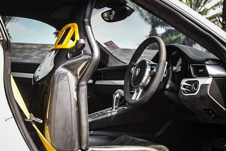 PORSCHE 911 GT-3 ปี 2015