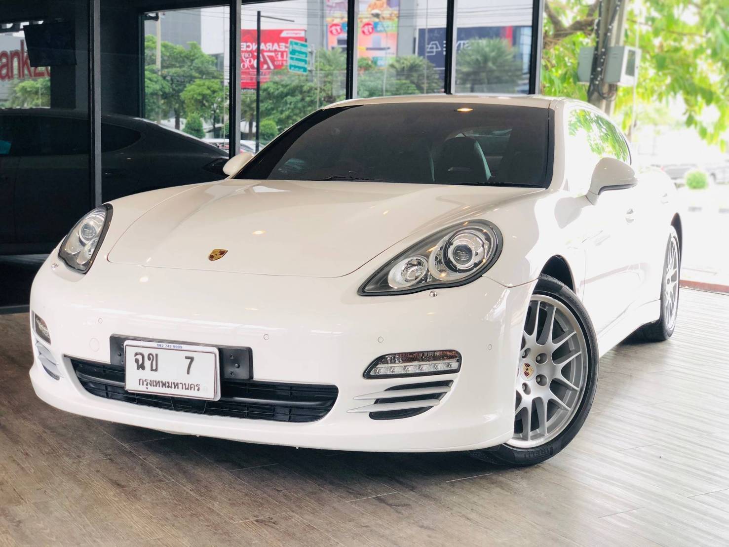 Porsche Panamera 4S ปี2010