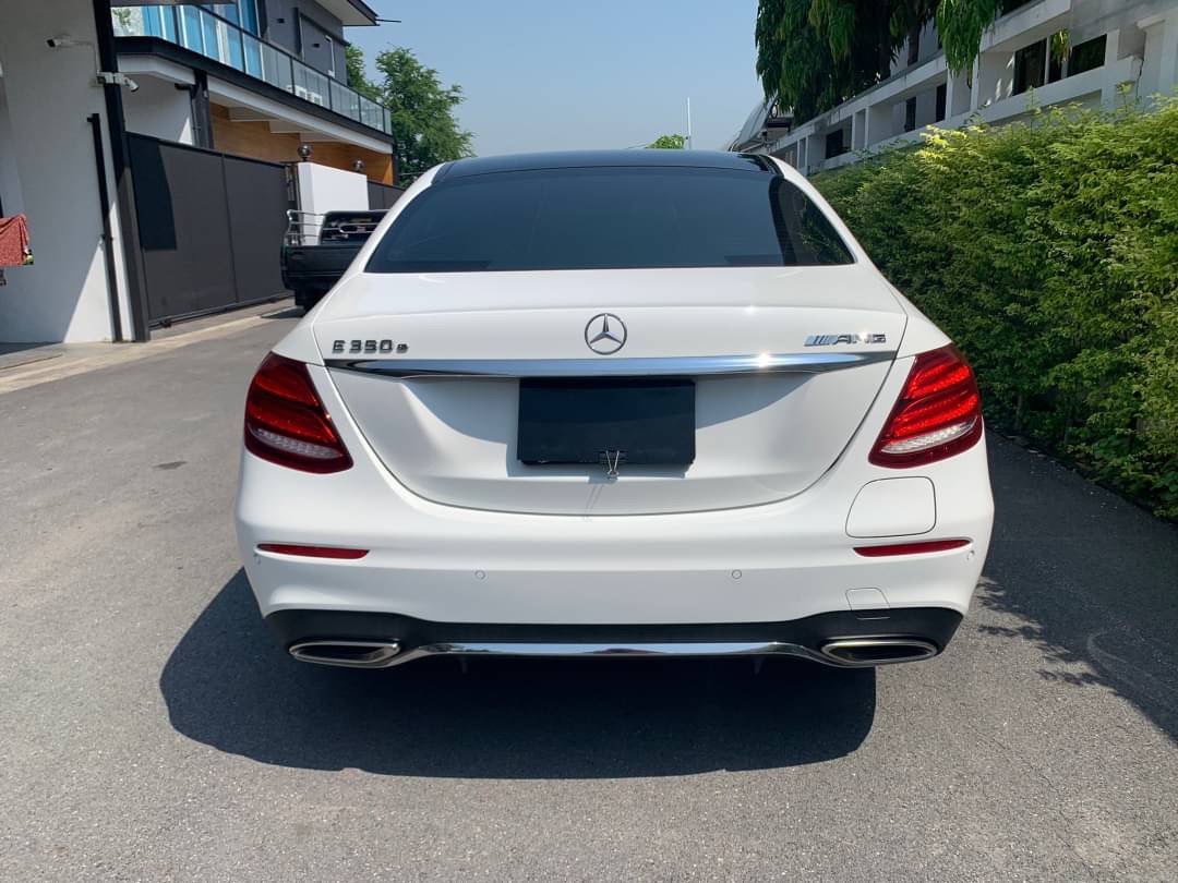 Mercedes Benz E350e AMG ปี 2018