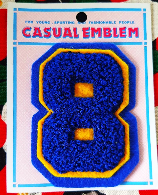 NUMBER 8 ตัวเลข แปด Lucky Number 8 สำหรับตกแต่งเสื้อผ้า / หมวก / กระเป๋า ฯลฯ SIze : 7.5 x 5.5 cm (ญี่ปุ่น)