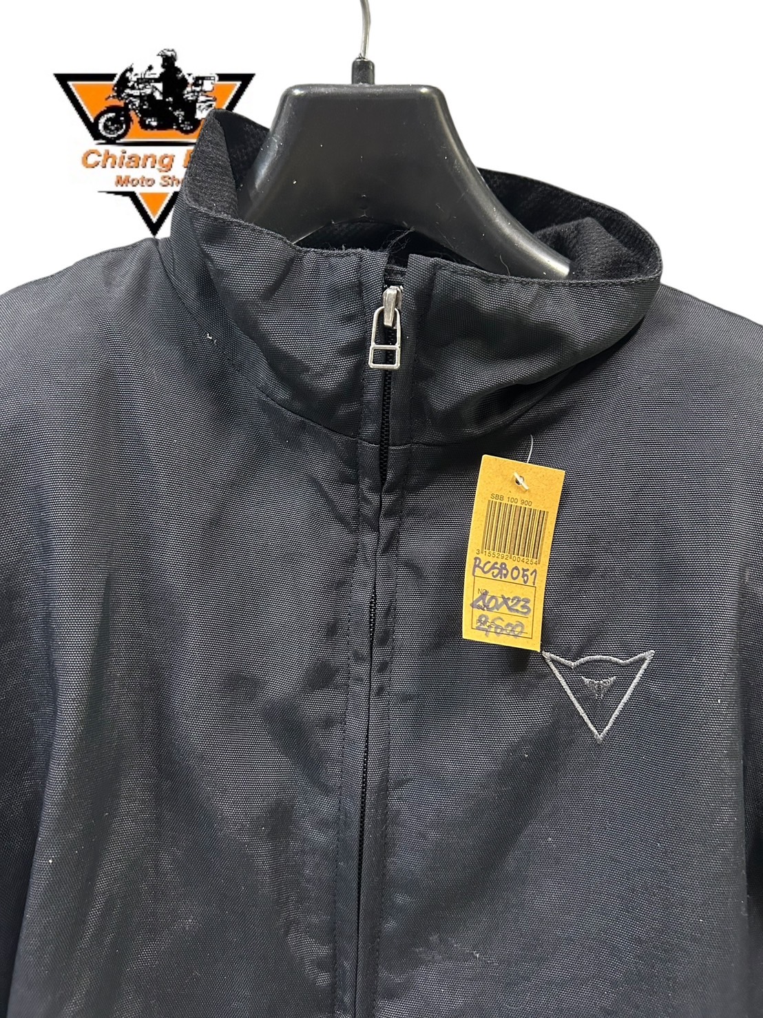 เสื้อขี่มอเตอร์ไซด์( มือสอง) CRSB 051 : อก 40" ยาว 23" (S) **Dainese**