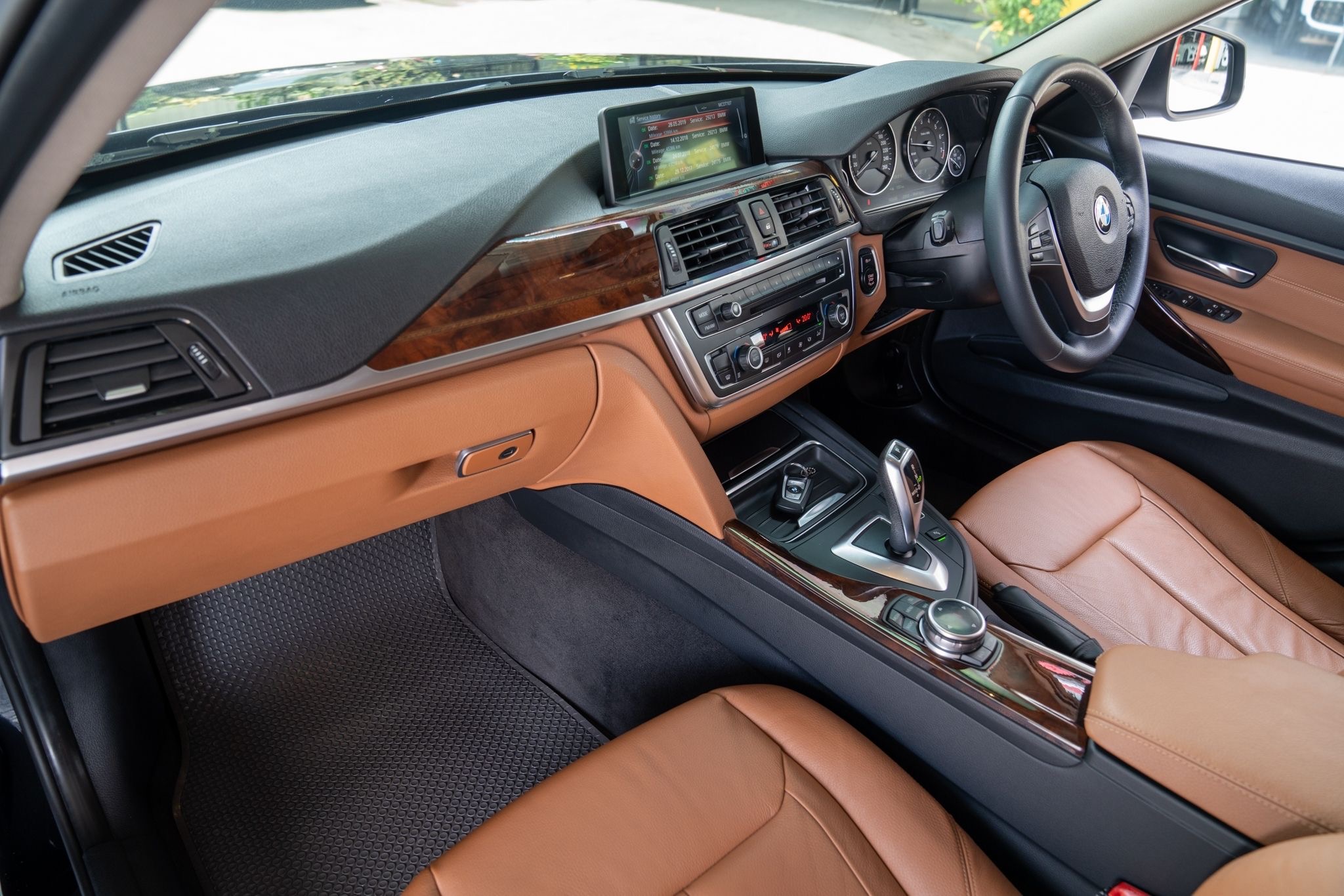 BMW F30 320i M Sport ปี 2014