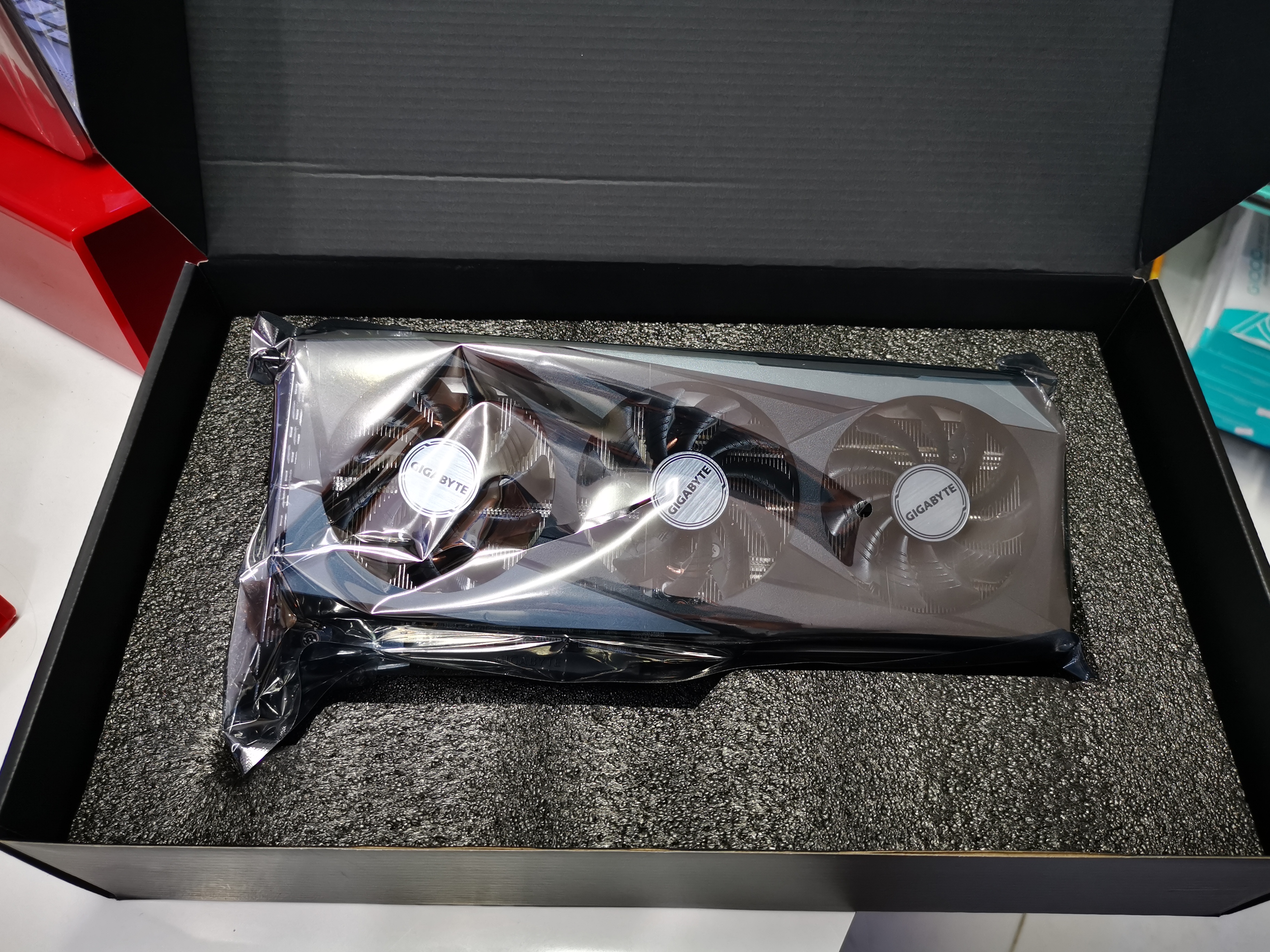 GIGABYTE RTX3060 12GB