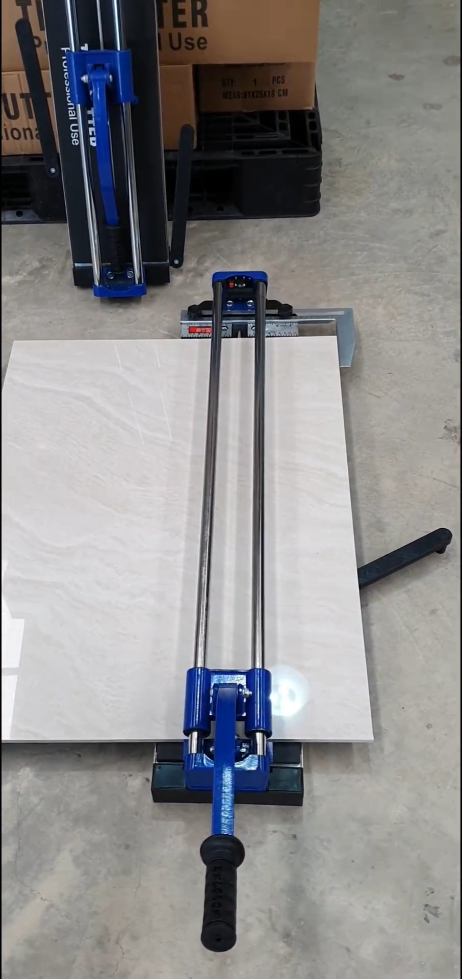 แท่นตัดกระเบื้อง STR มีขนาด 25 นิ้ว และ ขนาด 32 นิ้