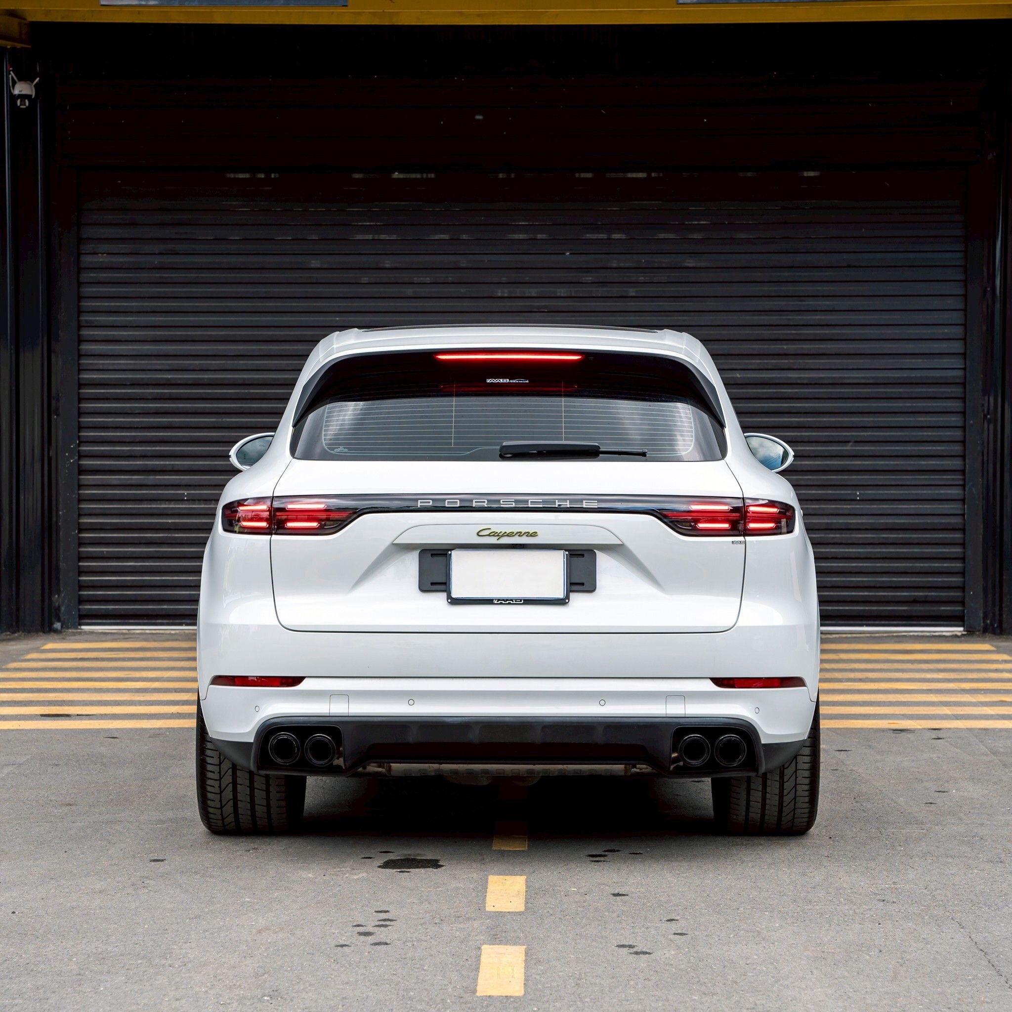 Porsche Cayenne E-Hybrid Platinum Edition ปี 2022