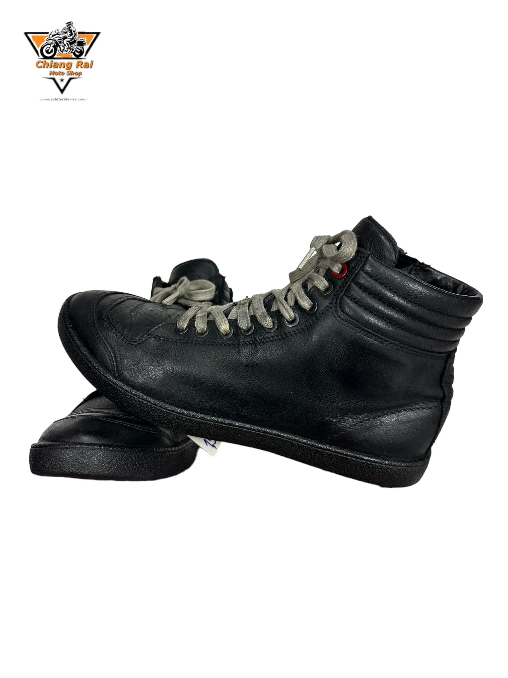 รองเท้าขี่มอเตอร์ไซด์( มือสอง) RCBS-488 Size ขนาดจากป้าย 41:EUR / 7:UK / 25.4:Cm.(TCX)