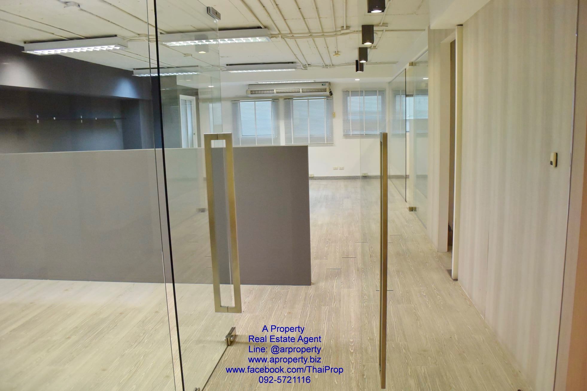 ให้เช่า Office เฉพาะชั้น ในซอยอารีย์
