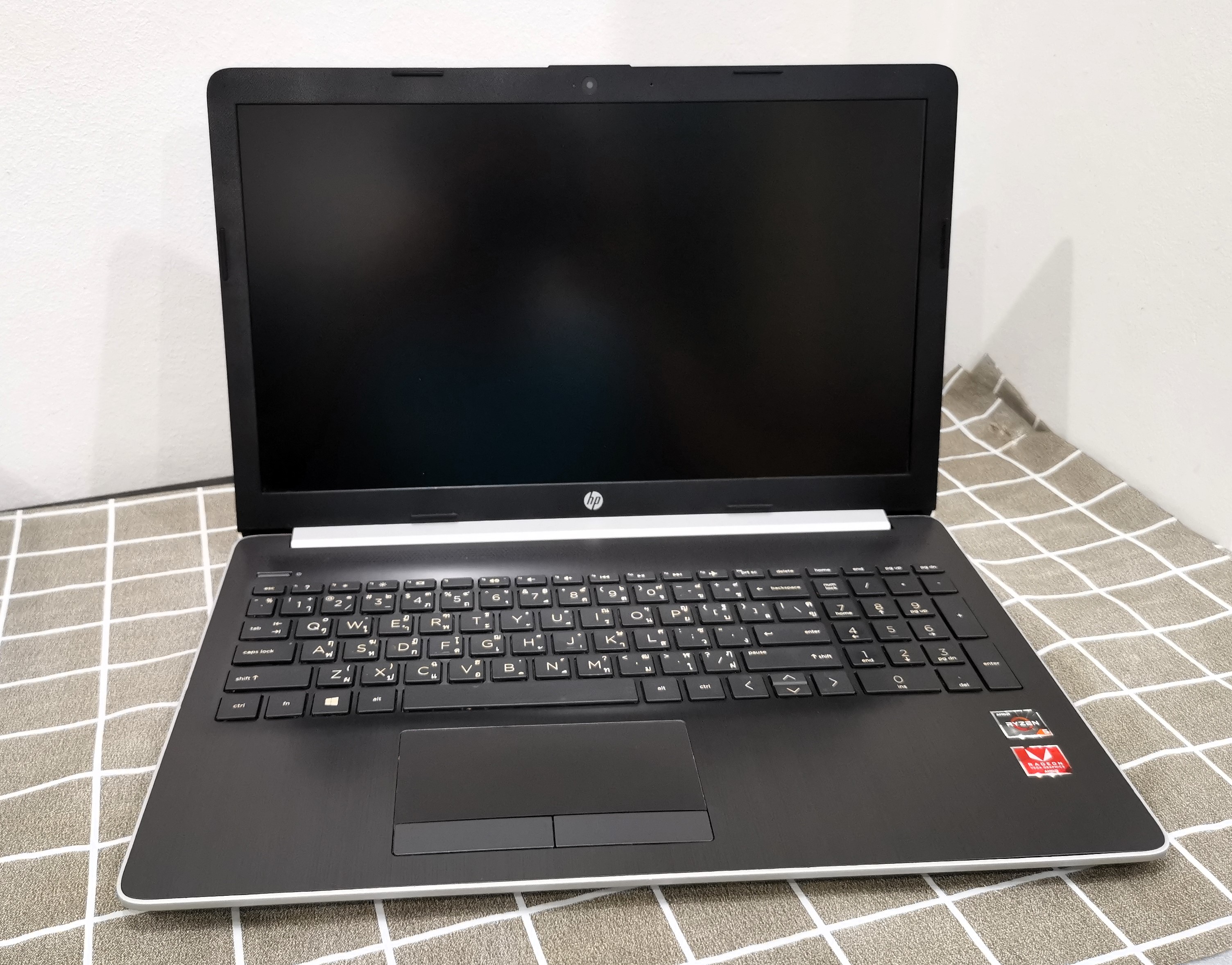 HP 15-db1002au