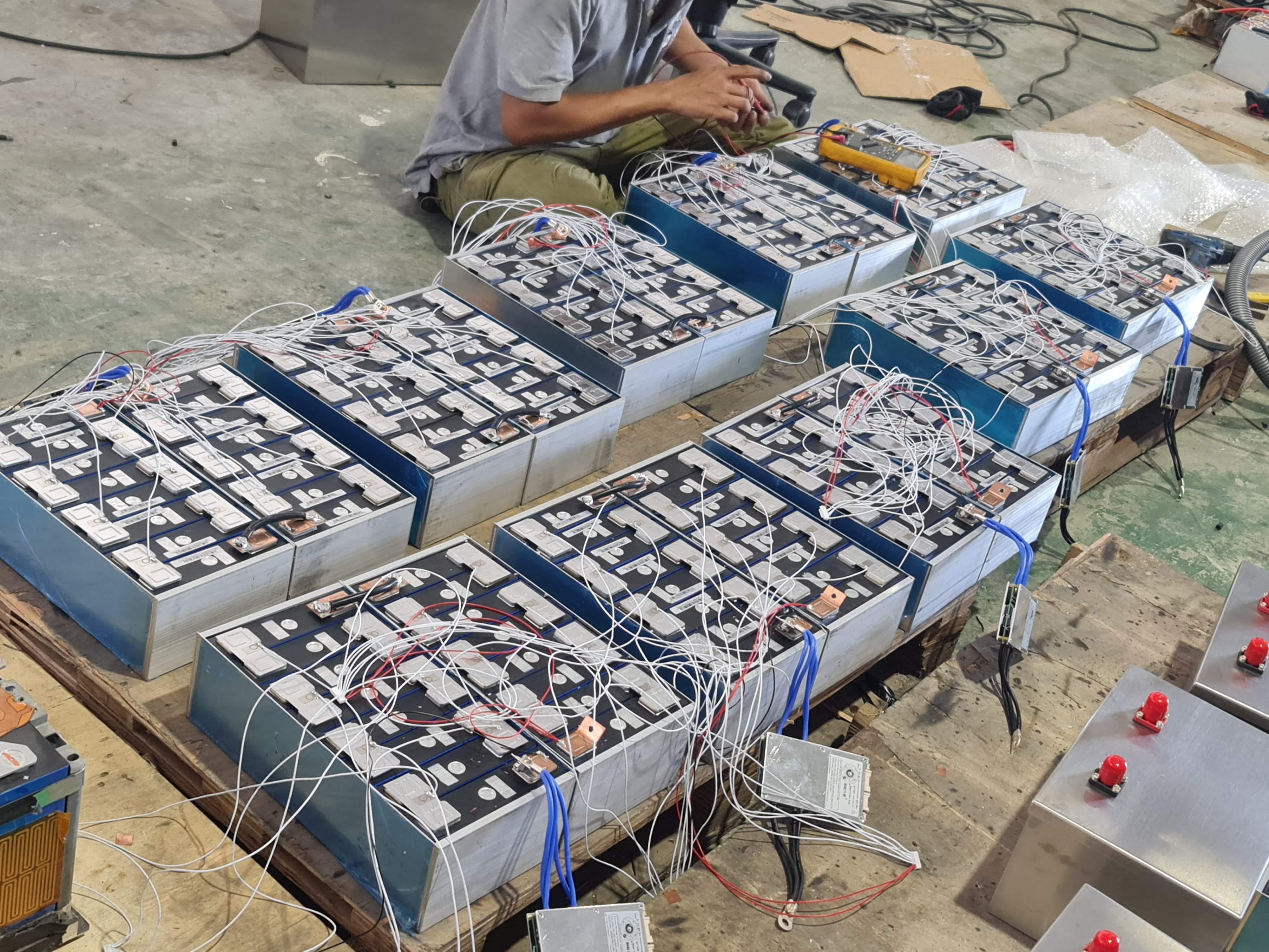 แบตเตอรี่ลิเธียม lifepo4 NMC สำหรับรถกอล์ฟไฟฟ้า ประกอบตามสั่ง 24v 36v 48v ทำ OEM แบตใหม่ แบตมือสอง รับทำได้ตามสั่ง