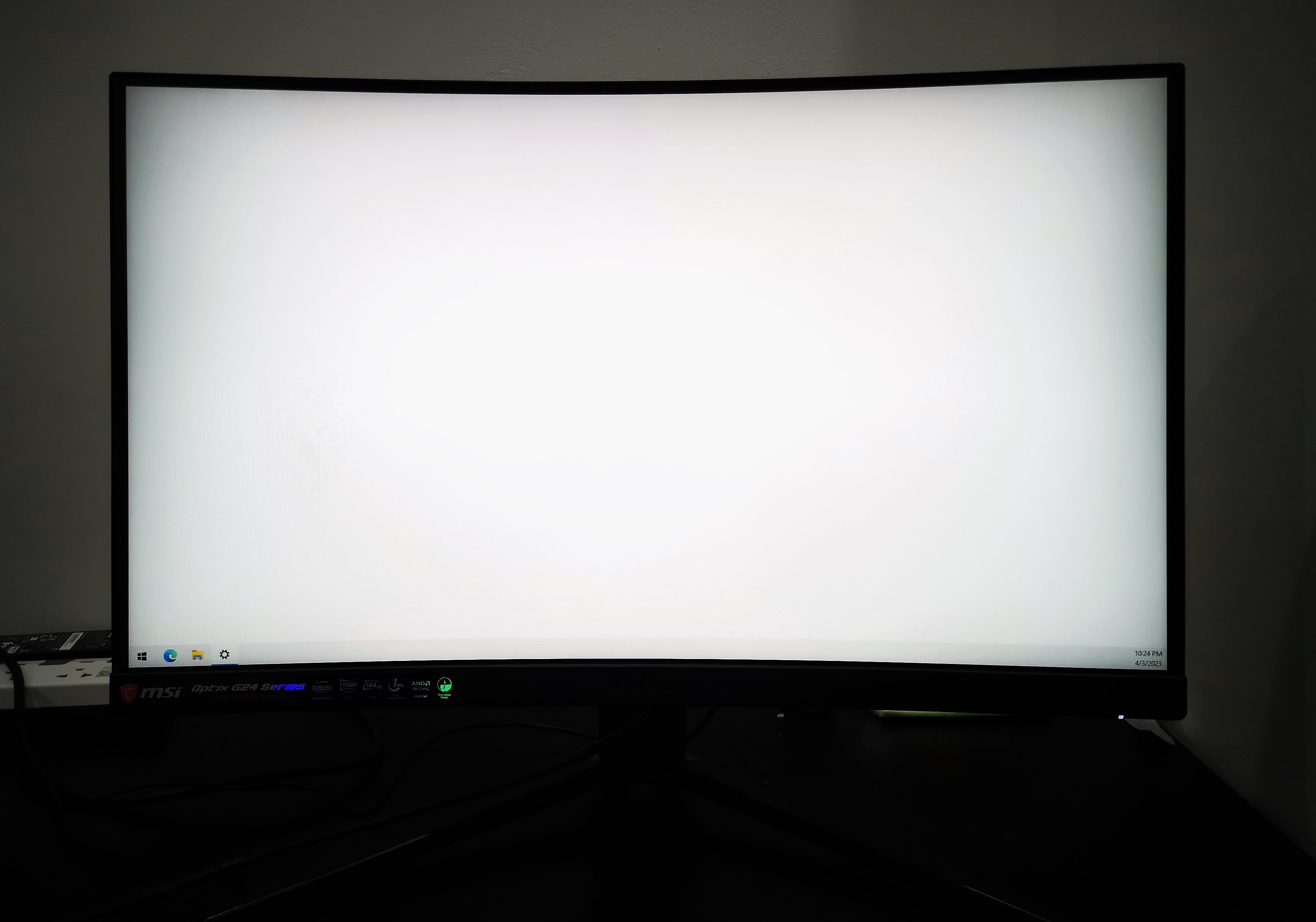 Monitor MSI OPTIX G24C4 23.6" VA 144Hz CURVED